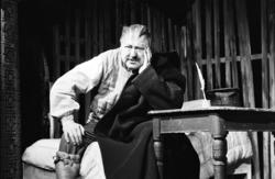 Riksteatret. "Revisoren". 20/9-77.