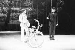 Nationaltheateret. "Helligtrekongersaften". 24/8-76.