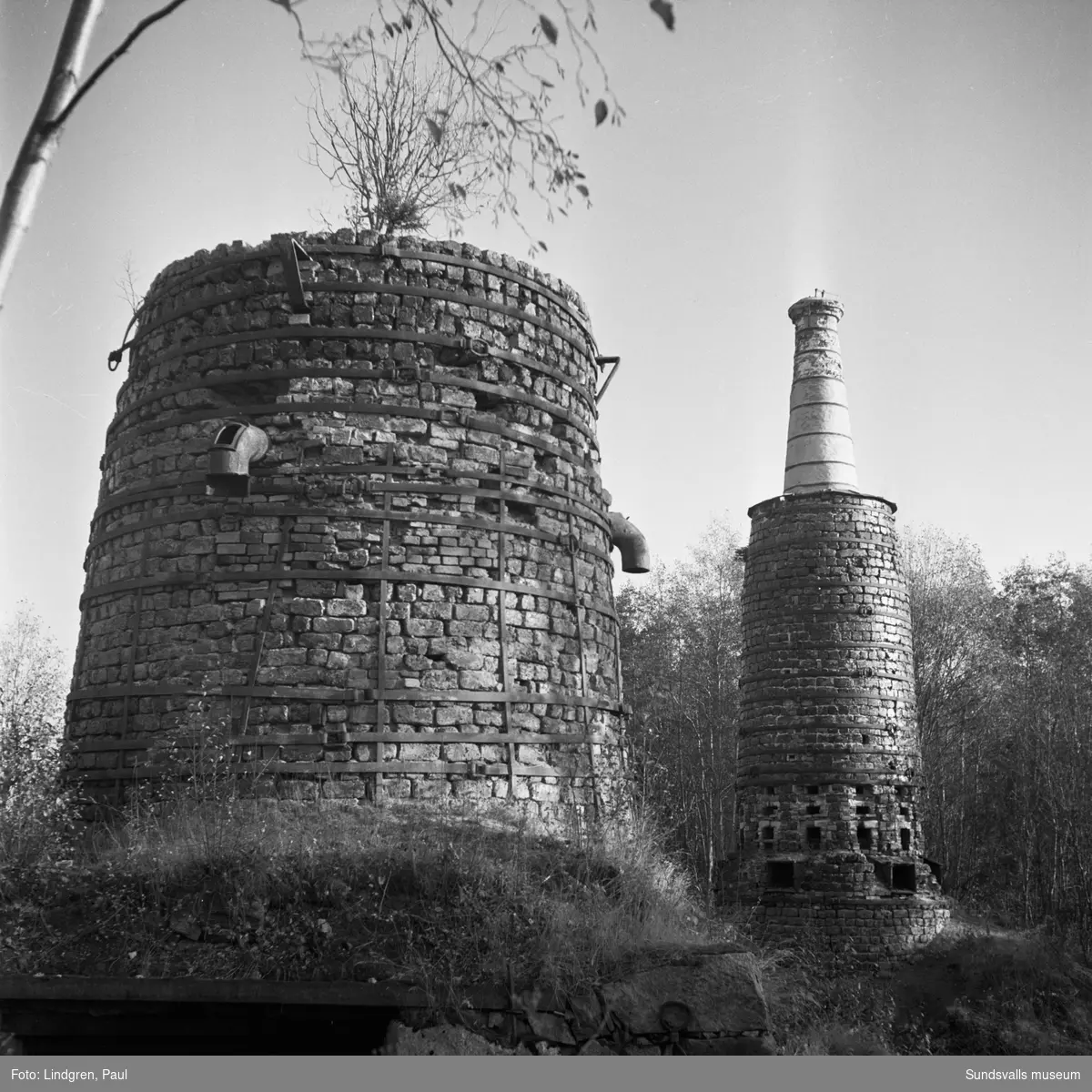 Masugnen vid Lögdö bruk. Järnframställningen vid bruket upphörde 1878.