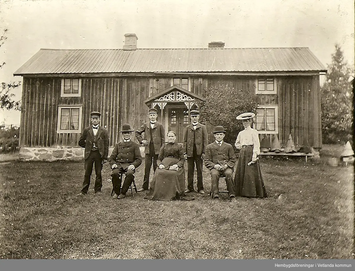 Amnabro, hösten 1908

Fröderyds Hembygdsförening