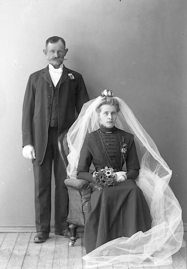 Brudparet Gerda Patriksdotter och Alfred Bohlin, 1911