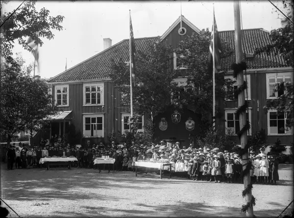 Latinskolen, Folkeskolen Frem Til 1904..Molde`s 150 års Jubileum. 1 ...