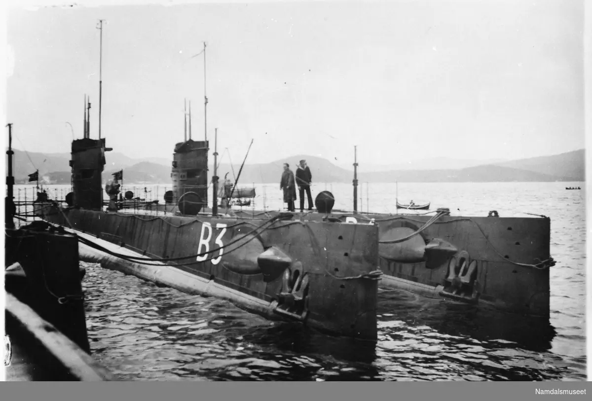 To ubåter ved kai i Namsos