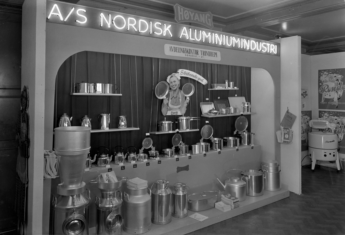 Husmormessen 1953, Stand for  Nordisk Aluminiumsindustri a/s