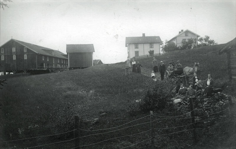 Oppen gård, Lunner, ca. 1915. Foto: Randsfjordmuseet. (Foto/Photo)