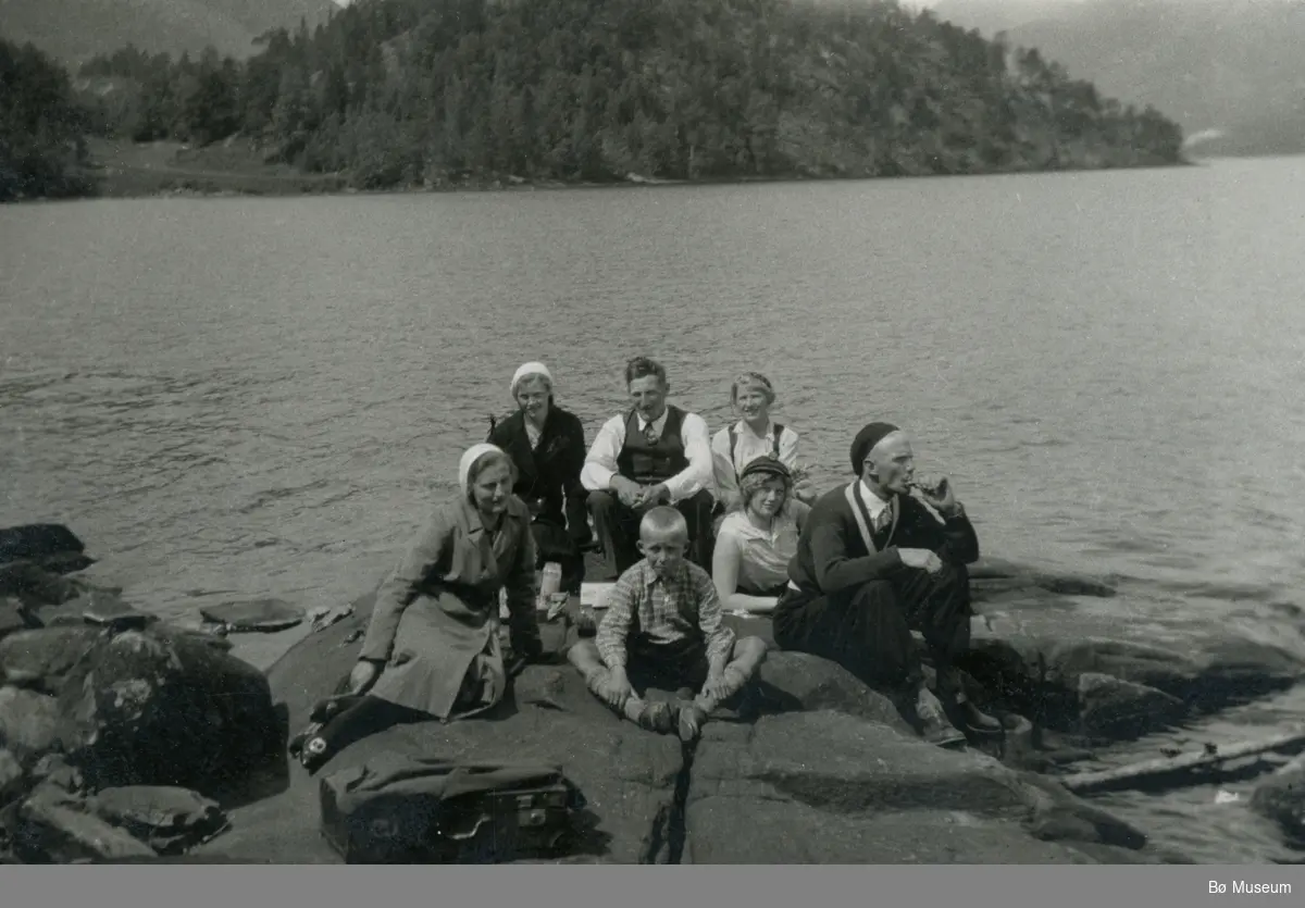Ungdomslagsfolk på heimtur til Bø frå Raulandstemnet 1934