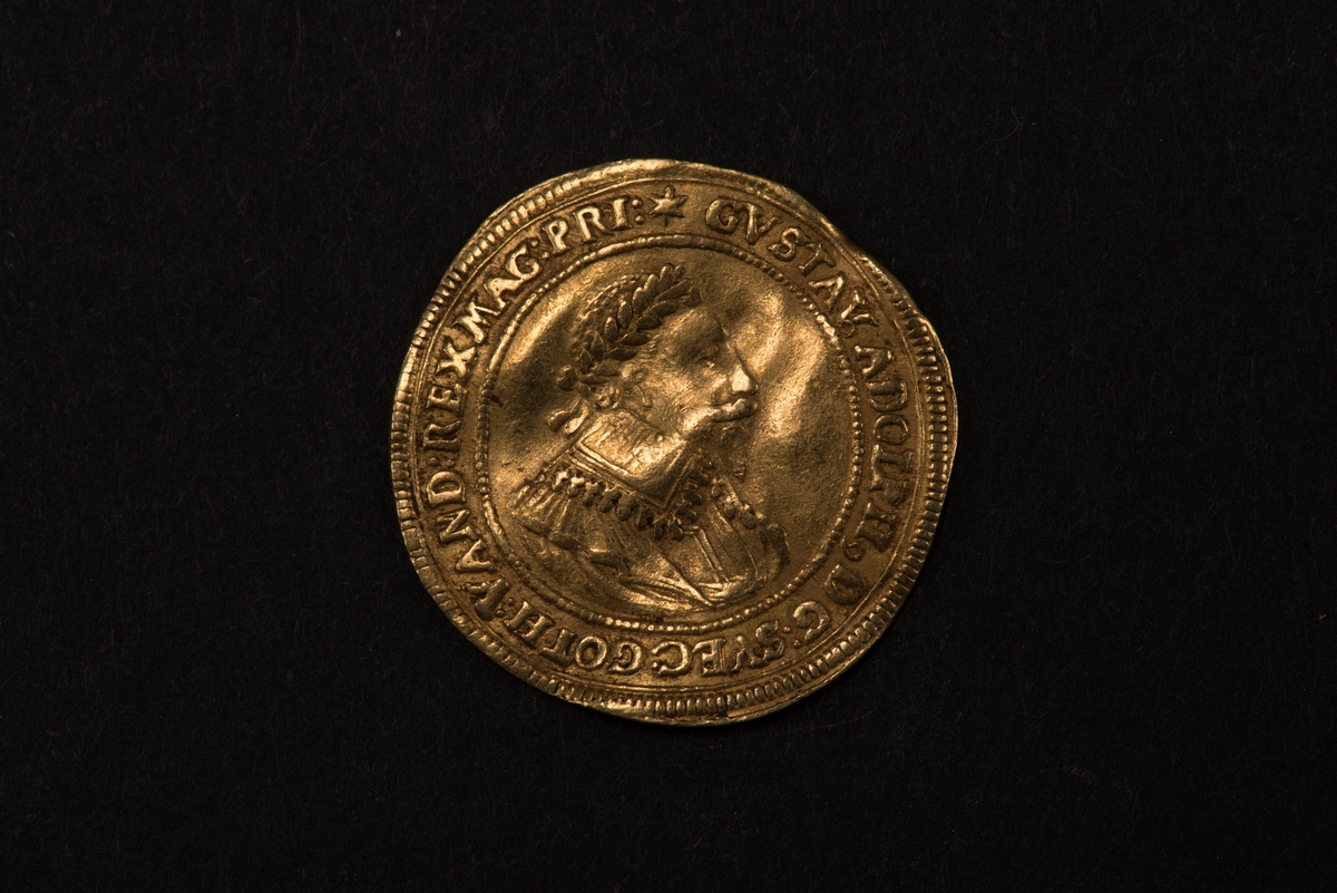 Ett guldmynt med valören 1 dukat. Ett besittningsmynt präglat i Nürnberg under trettioårigakriget.