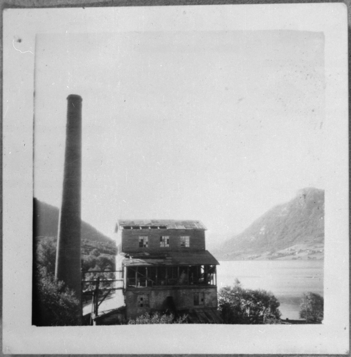 Mursteinsfabrikken på Børkjenes, Etne, ca. 1930.