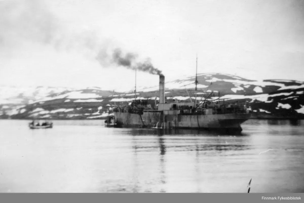 Et av de første fabrikkskip Thorland. Wermacht hadde installert avanserte maskiner i dette skipet for å effektivisere fiskeproduksjonen under krigen.