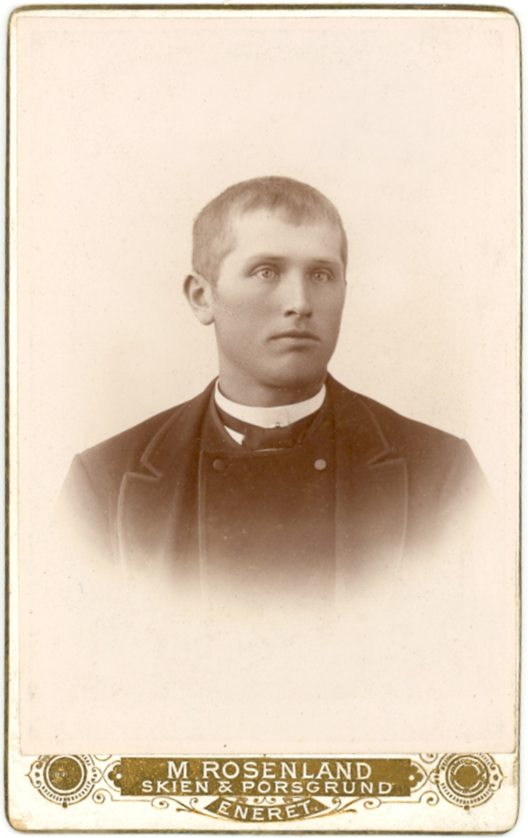 Portrettfoto av Olav Siglhus, fødd Espedalen