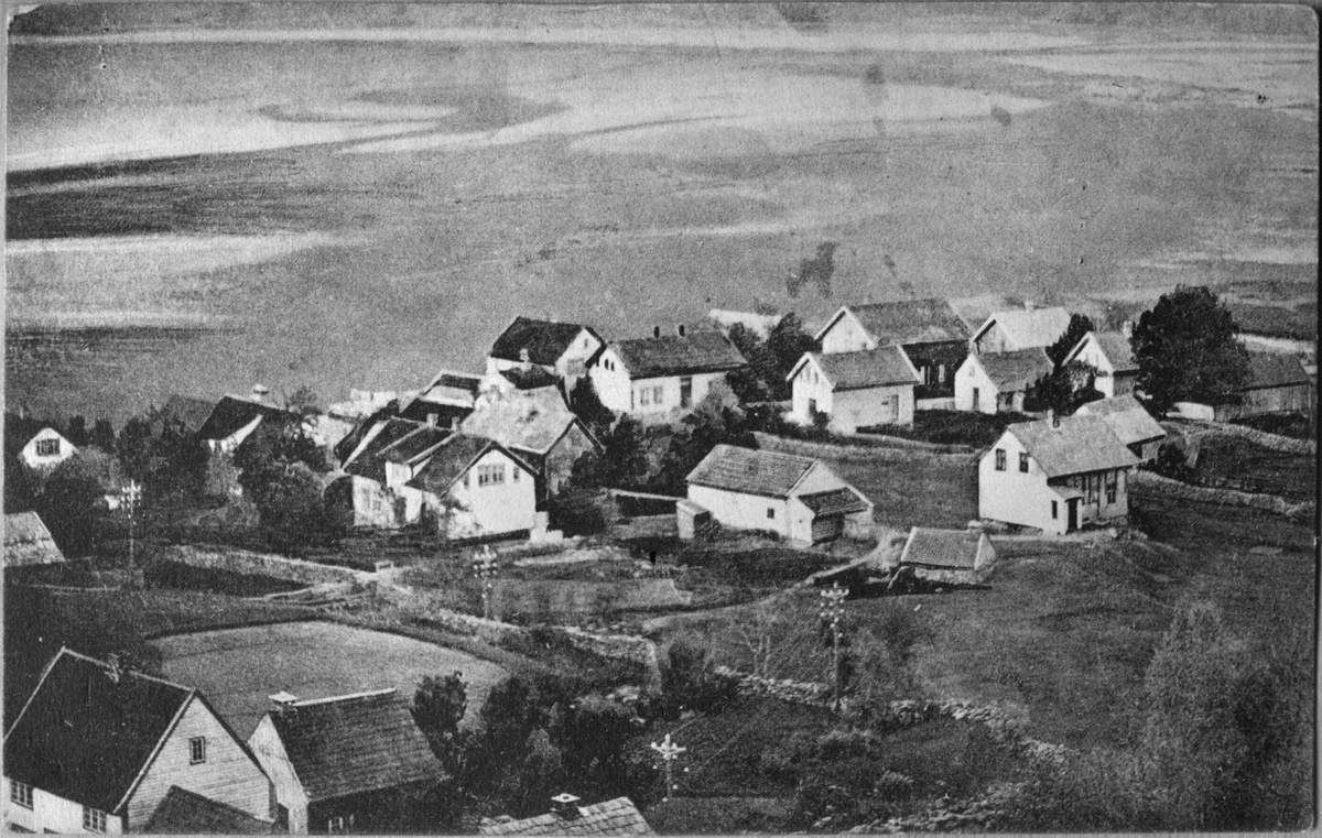 Postkort med motiv frå Ølen (Ølensjøen) sett mot nordaust, ca. 1920.