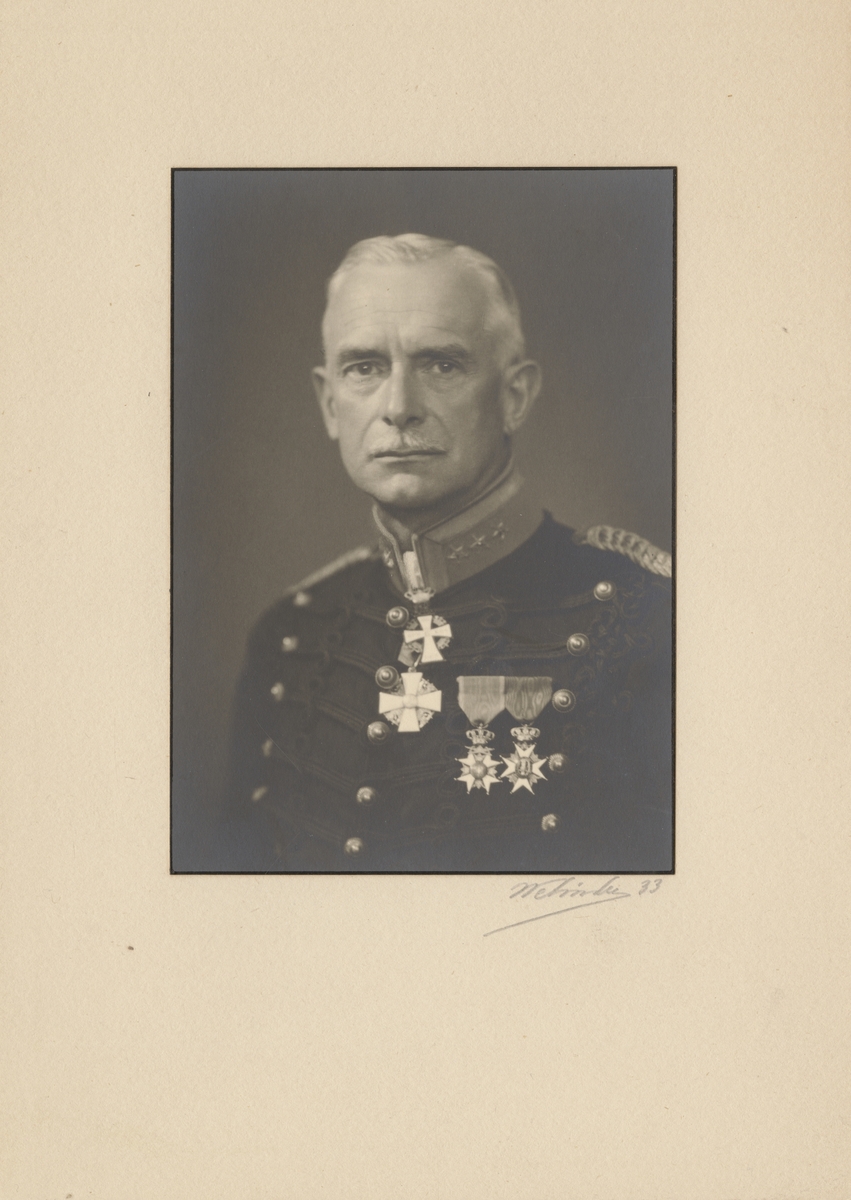 Porträtt av Paul Jacques Robert Virgin, överste i armén, styresman för Carl Gustafs stads gevärsfaktori.
