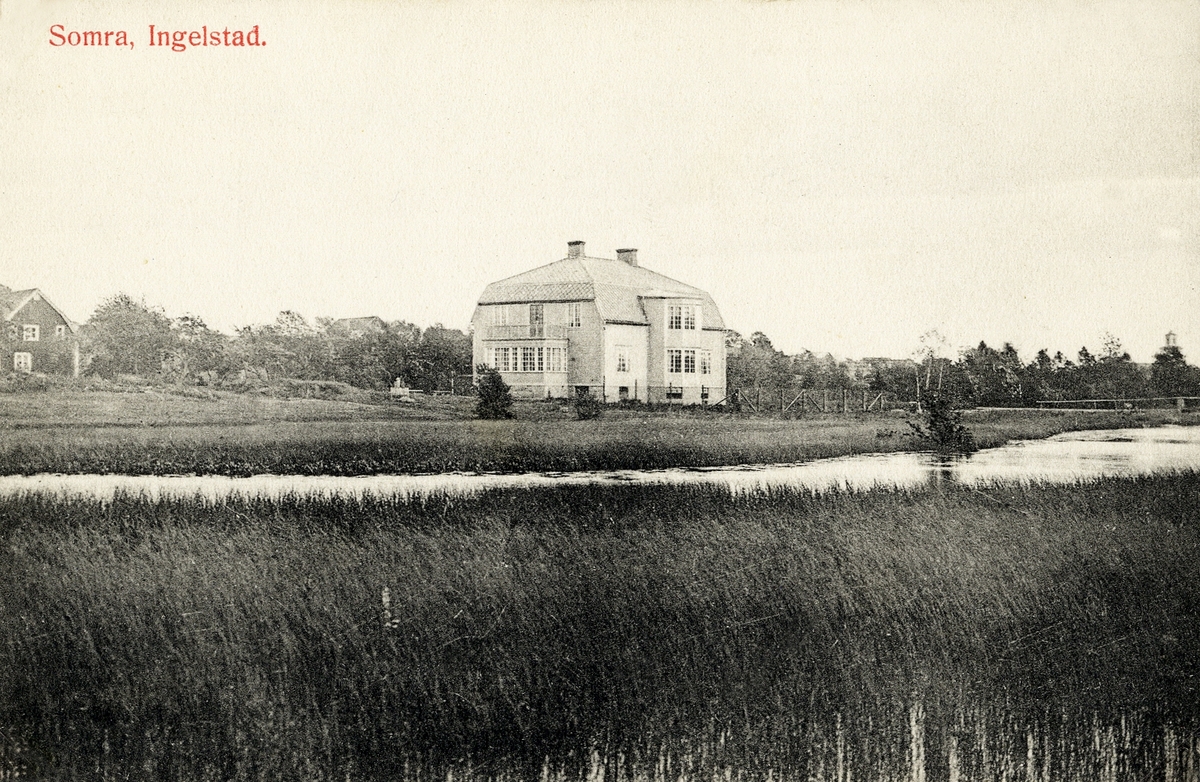 Villa Somra, Ingelstad, ca 1910. Nuvarande Solvikens pensionat (?). Till höger skymtar tornet på Östra Torsås kyrka.