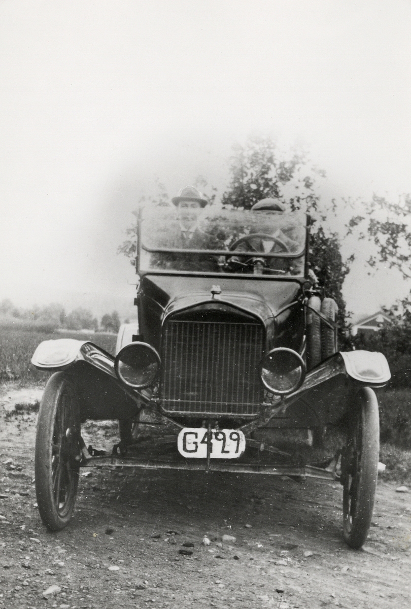 En T-Ford av 1921 års modell, framförd av Hjalmar Engqvist.