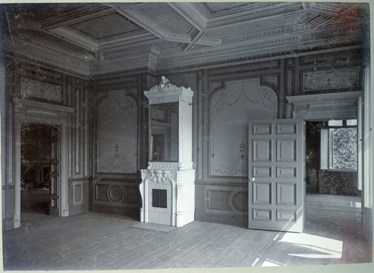 Villa Korndahl;  Förmaket, senare kallad Salongen.1895. Senare Villa Papyrus. Fotograferingen utfördes efter köpet av dödsboet efter Otto David Francke.