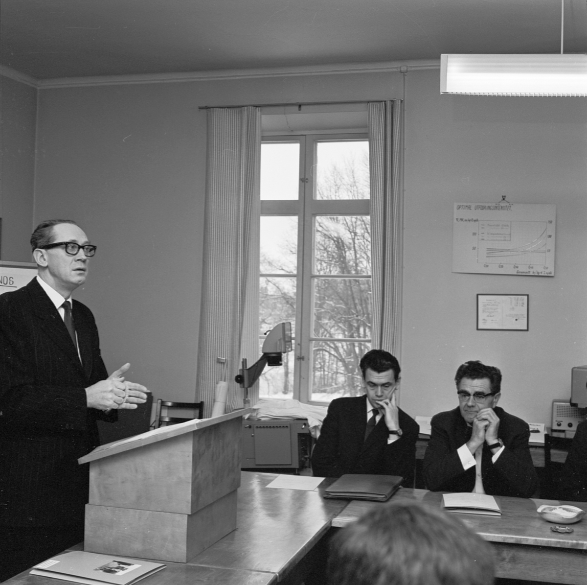 Lantbrukshögskolan, forskningsnytt ska presenteras via konferenser med fackpressen, Uppsala 1965