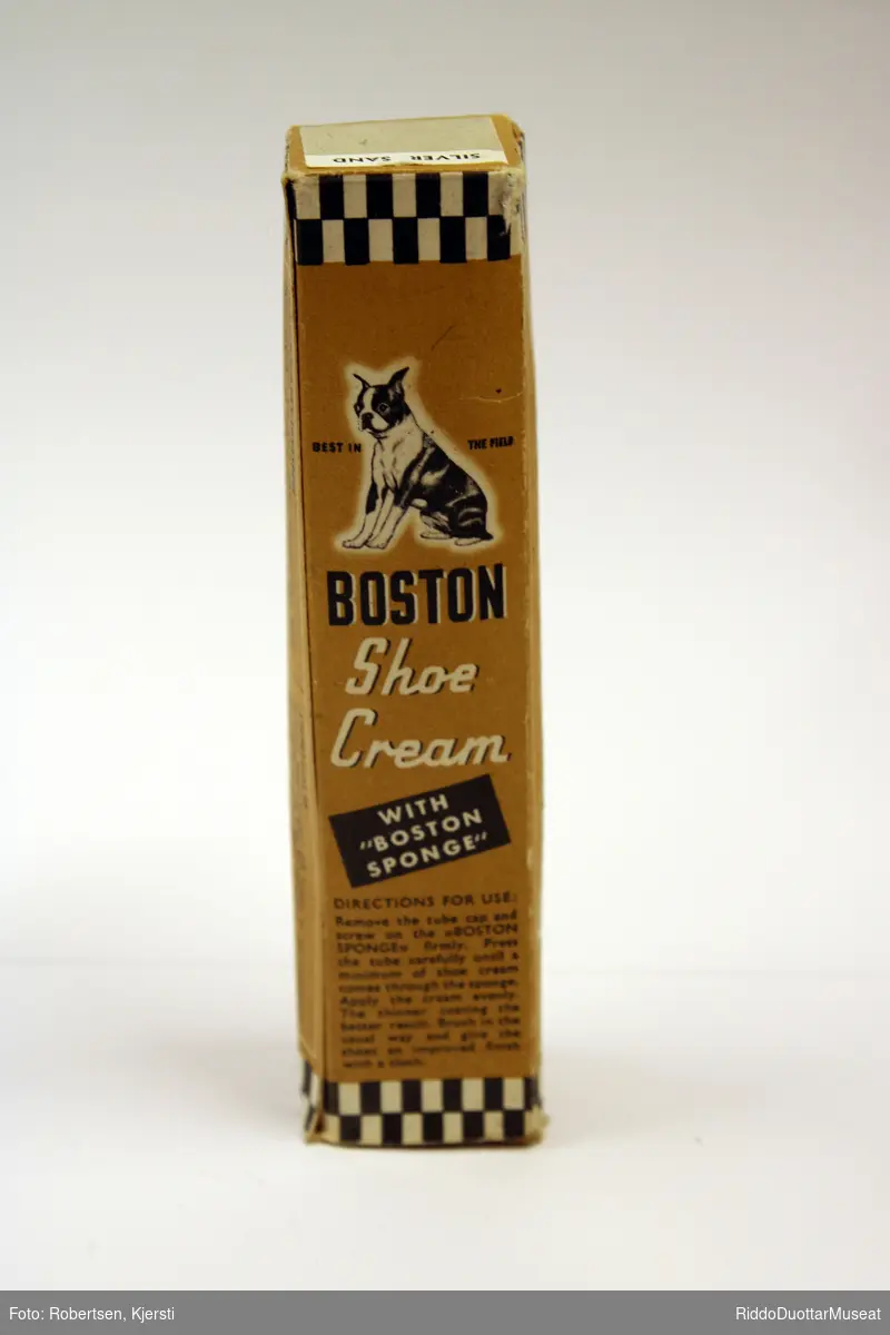 Skokrem av merket Boston Shoe Cream i fargen Silver Sand. Eske og tube inni, tuben er halvveis oppbrukt.