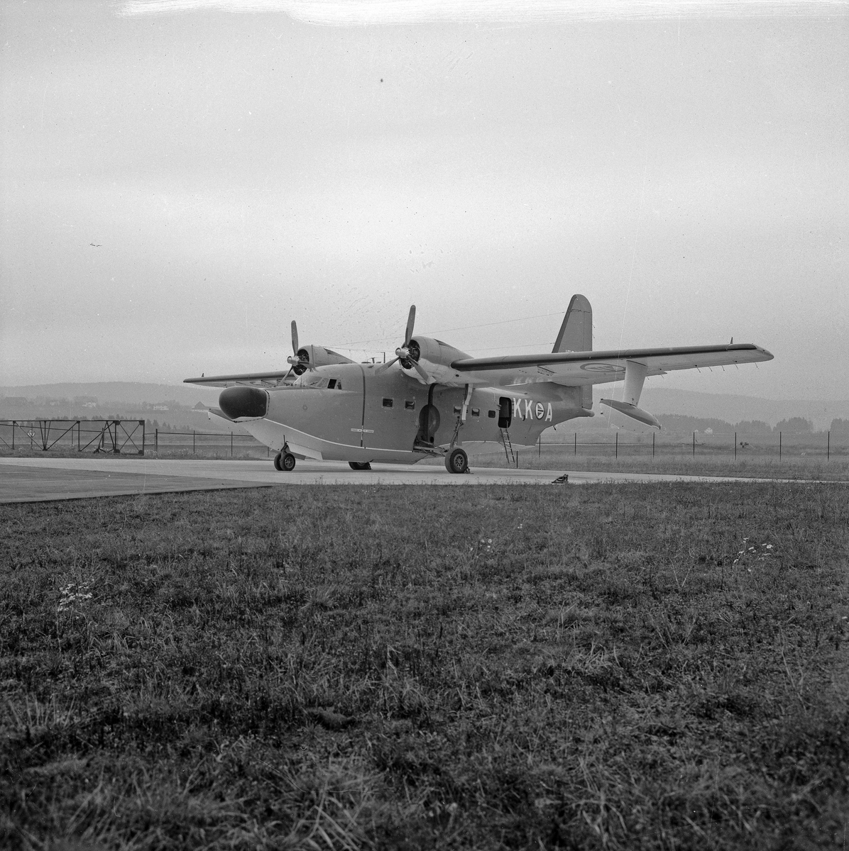 Grumman HU-16B ASW Albatross på bakken.
