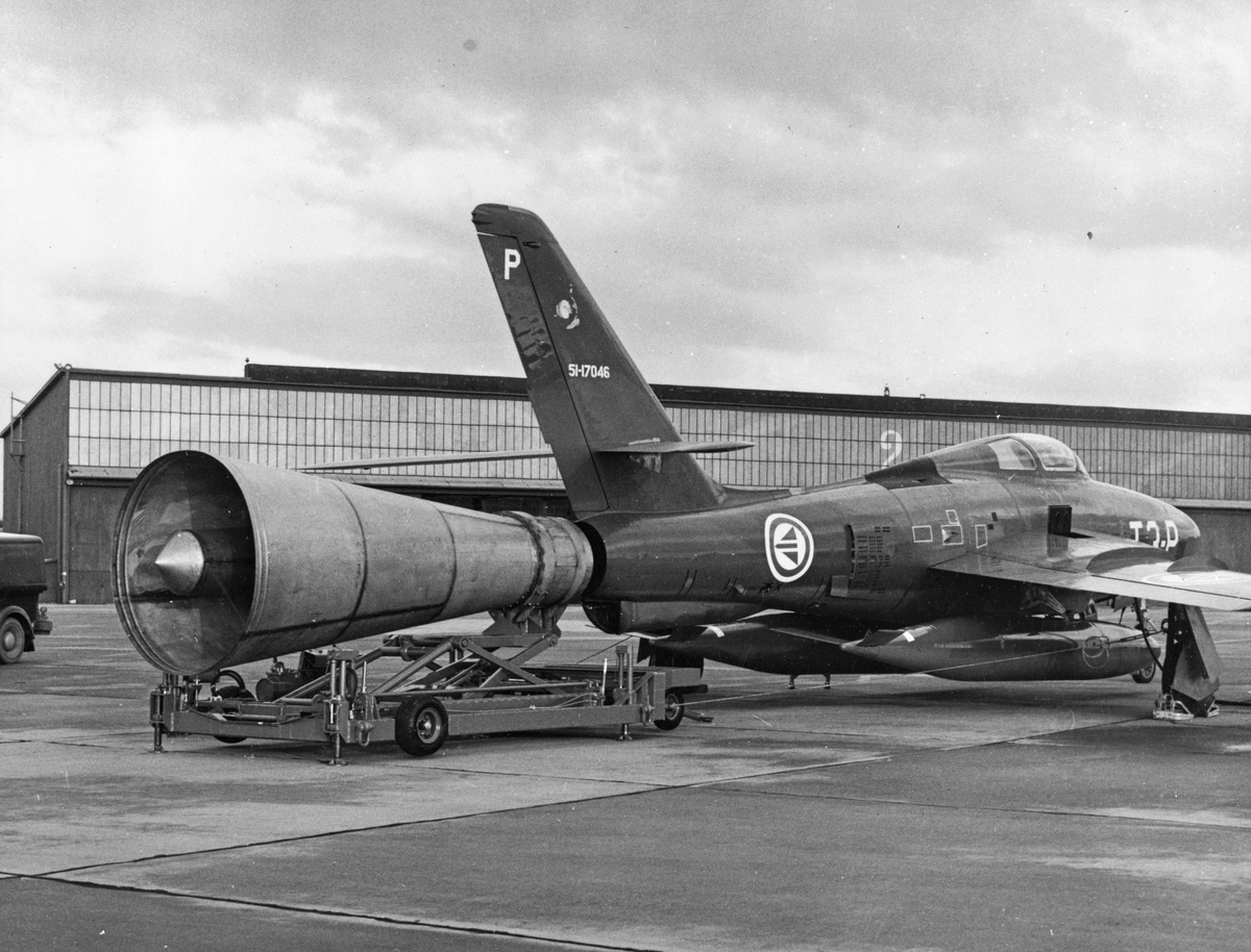 RF-84F støydemper for jetmotor.