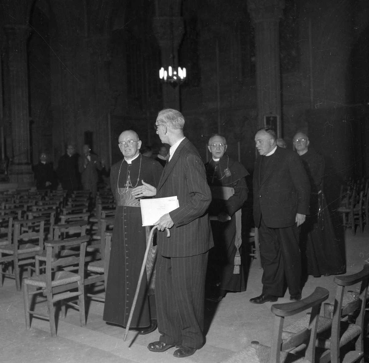 Kirkejubileet 1953. Omvisning i Nidarosdomen