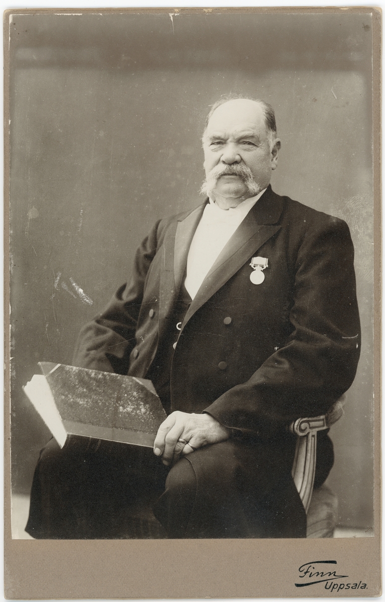 Kabinettsfotografi - Vilhelm Ehn på 70-årsdagen, Uppsala 1914