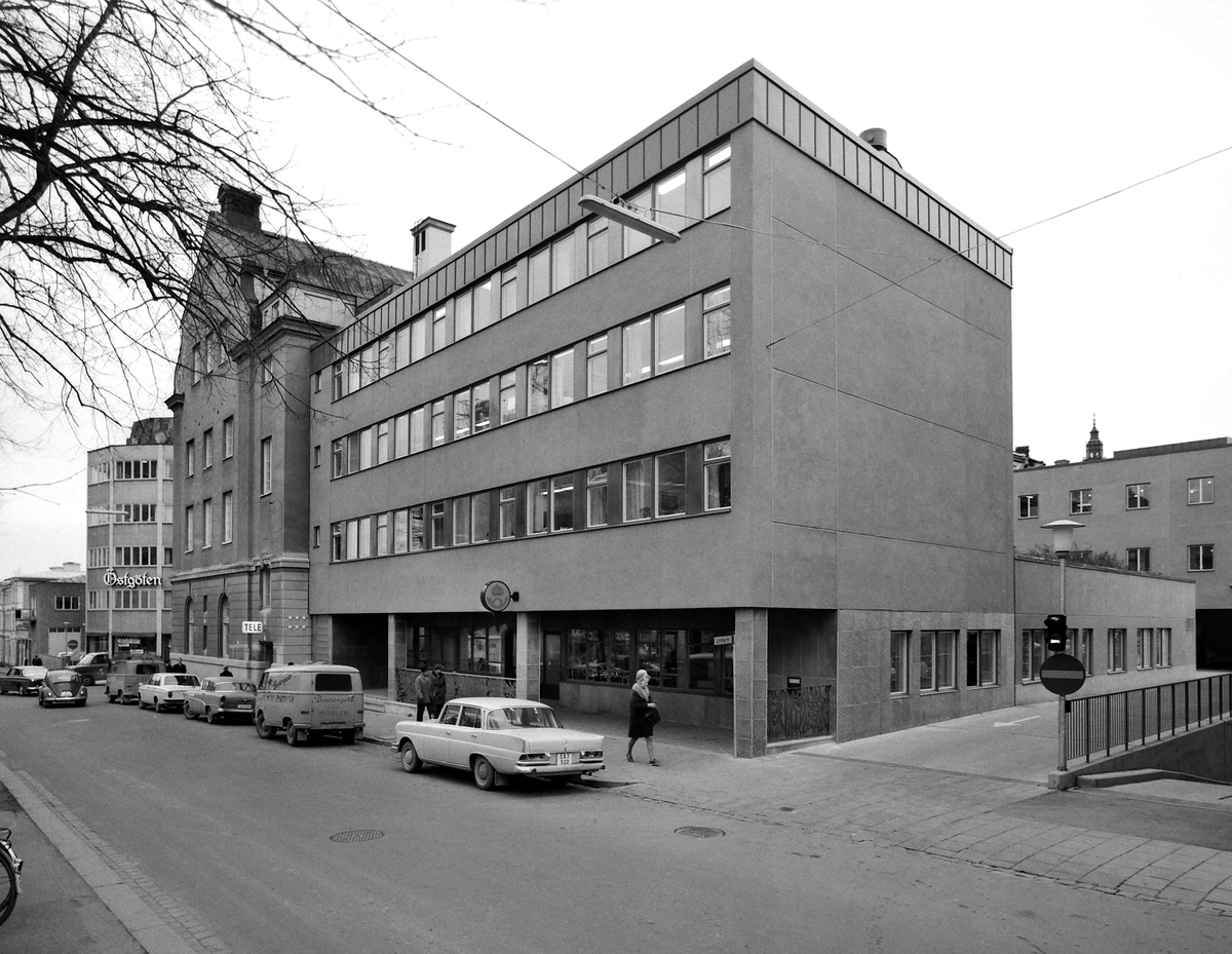 Gamla och nya posthusen på Kungsgatan och Sankt Larsgatan. 1967