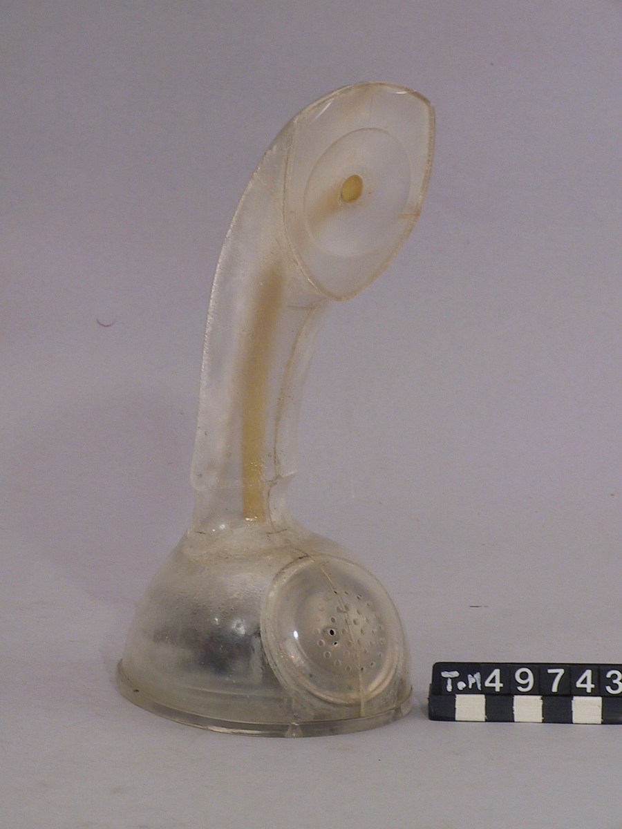 Försöksmodell av Ericofon, s.k. Kobra, i transparent plast, för prov med ljudrör, med fingerksiva.