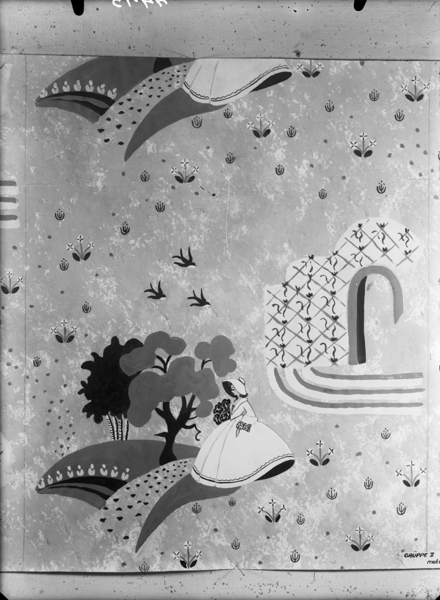 Malt skisse til tapet, utkast med romantisk motiv med ung kvinne i historisk drakt, fugler, trær og blomster. Publisert i Bonytt, trolig 1949-55.