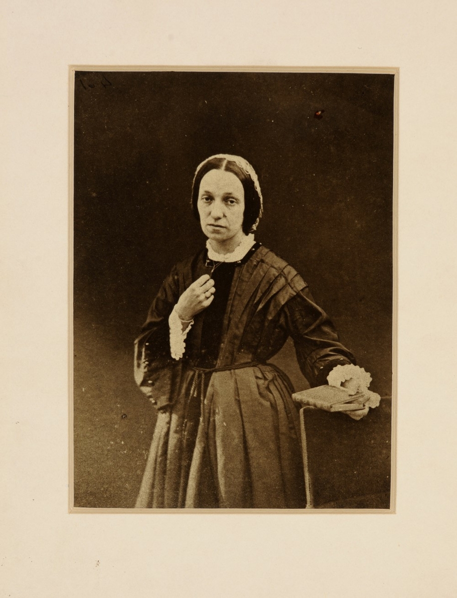 Britisk fotopionér, tok nærmere 1000 fotografier i perioden 1863 - 1879. Motivtypene er portretter, ofte av kjente personer i samtiden, samt allegoriske motiver over religiøse eller litterære temaer.