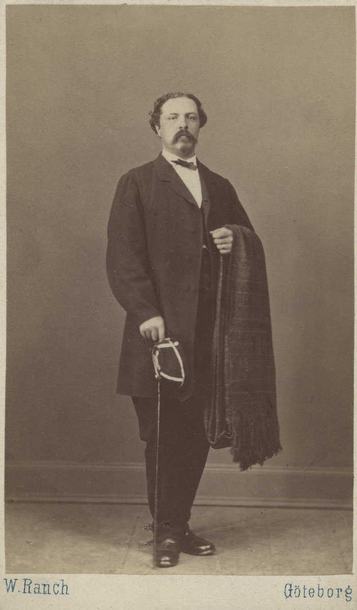 Ottomar Johan Brander, född 1838-02-03 i Stockholm, död 1914-01-15 i Stockholm. Konstnär, teckningslärare och officer. Arbetade i Västerås som teckningslärare från 1878.