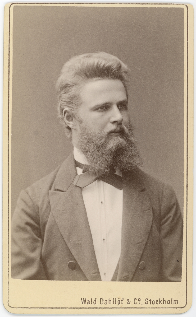 Kabinettsfotografi - medicine kandidat Carl August Florén, Stockholm 1882