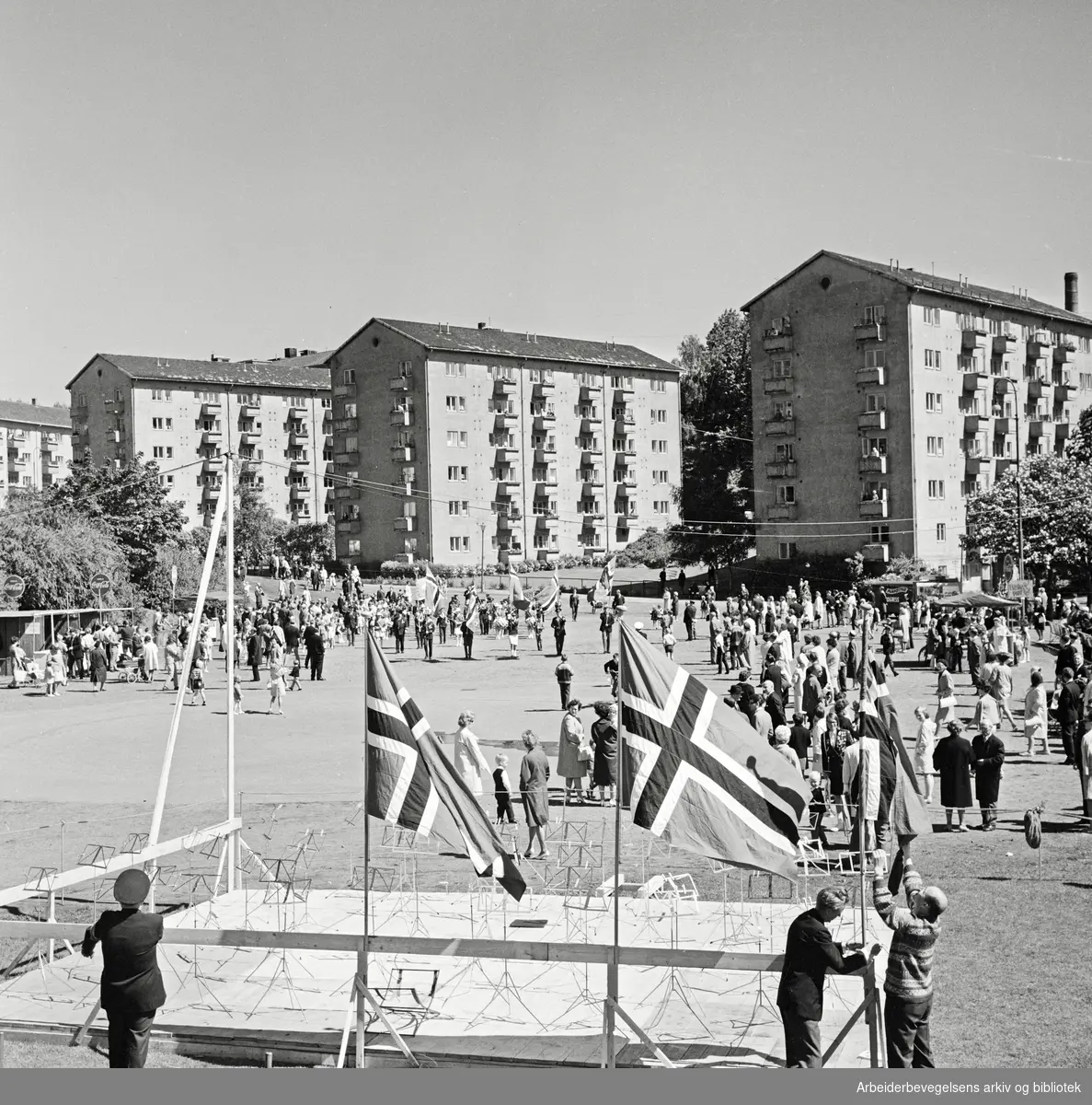 Sagene skoles musikkorps arrangerer musikkstevne i Iladalen. 11.06.1967.