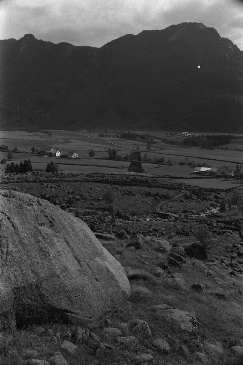 Trasé for veianlegg, Ørsdalen, September 1973.