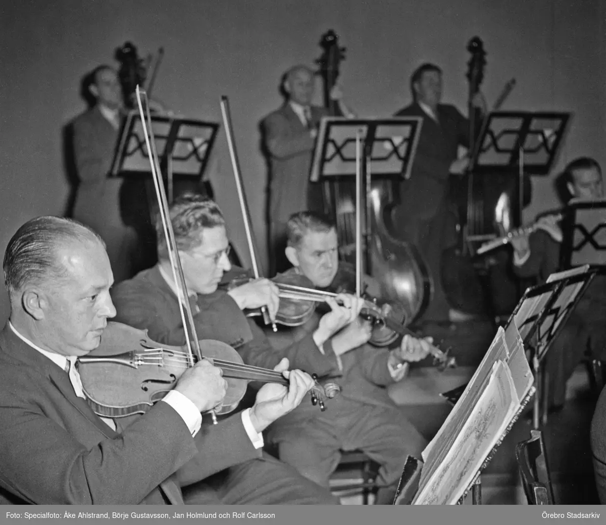 Violinister i orkesterföreningen
