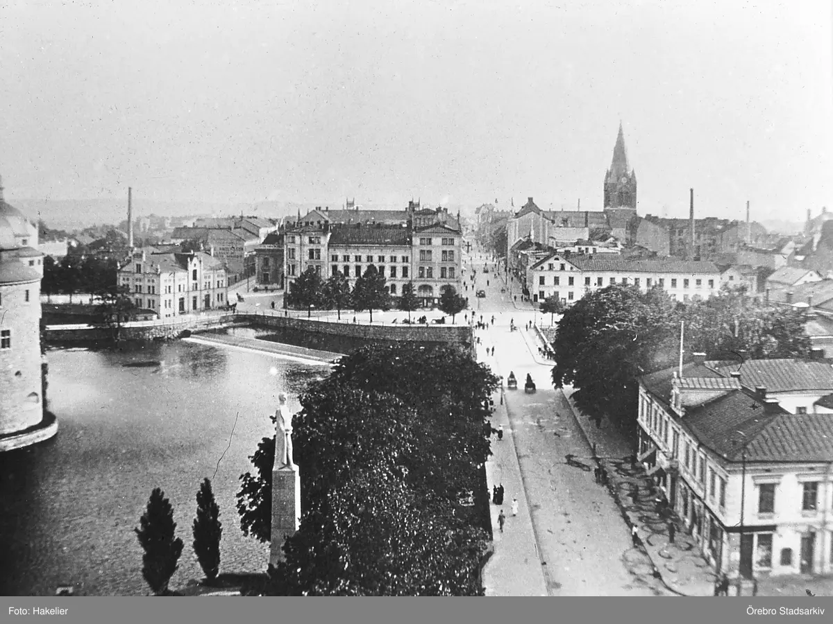 Från Storgatan mot söder, 1920-tal - Örebro Stadsarkiv / DigitaltMuseum