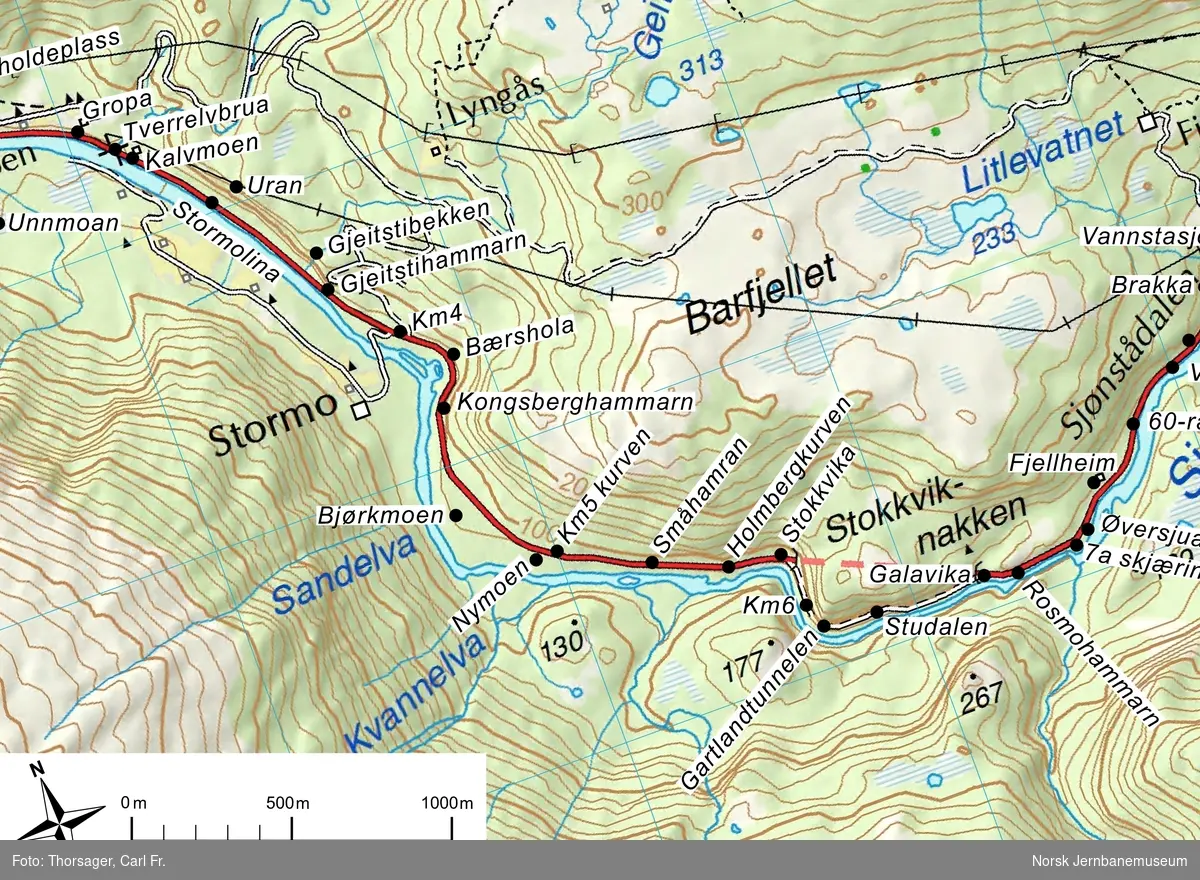 Sulitjelmabanens nedlagte trase like nedenfor gården Fjellheim (Næsje) på vei mot 7a- skjæringa, se kart