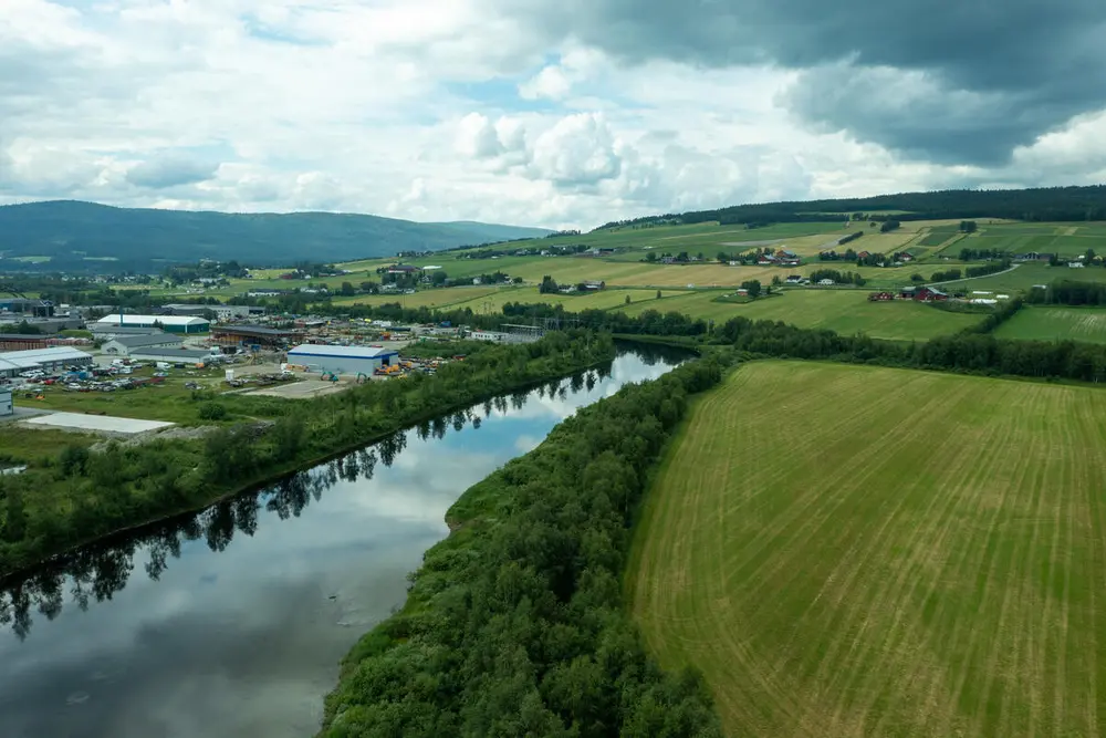 Drone-foto fra Tynset-bygdetun