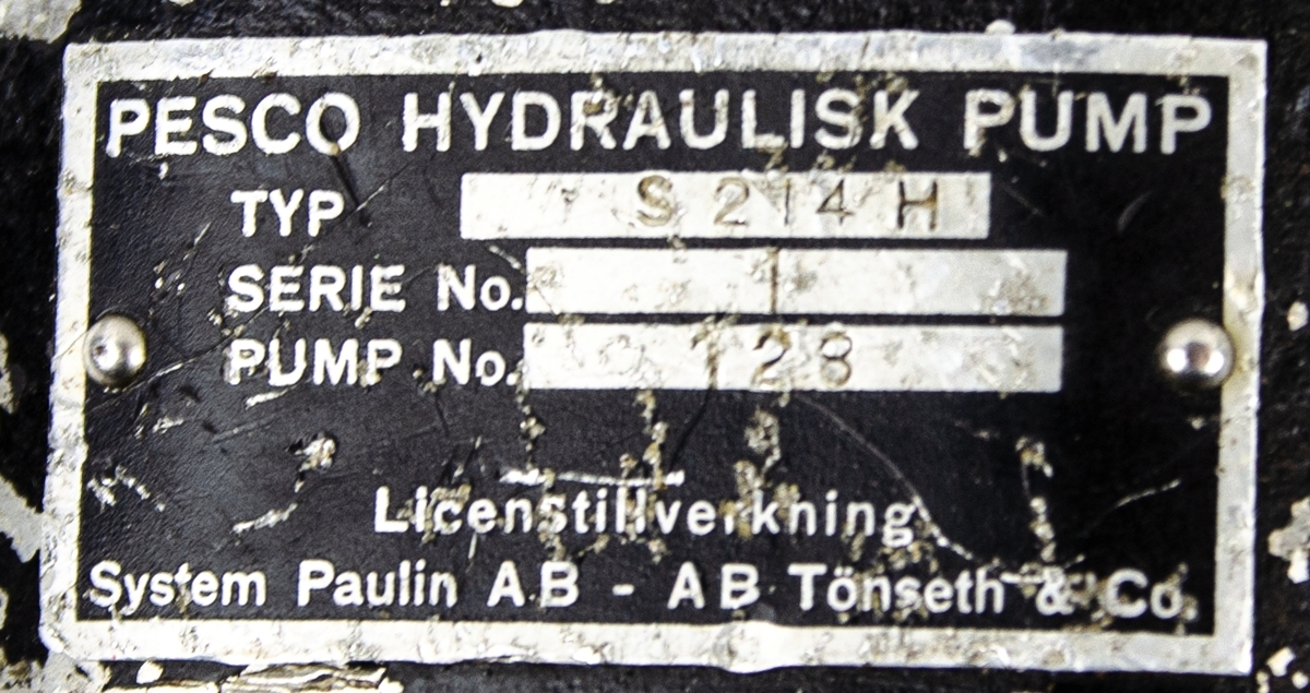 Hydraulisk pump Pesco, typ S 214 H. Tillhör flygplanstyp B 18. Tillverkad av System Paulin A-B, A-B Tönseth & Co Rotation.