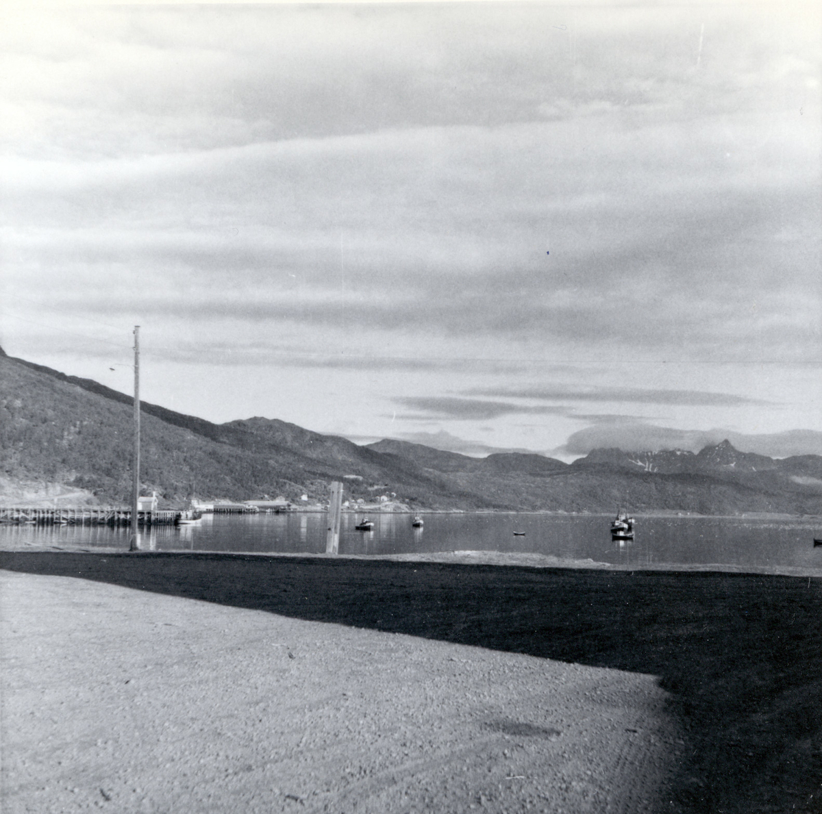 Utsyn over Reisafjorden fra Sørkjosen, 1946-1950