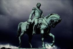 Karl Johan-statuen.