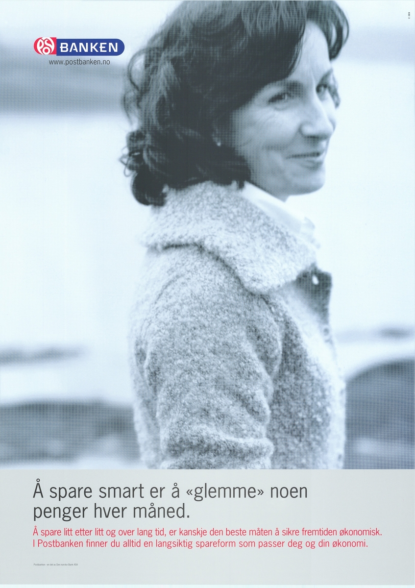Plakat med svart/hvitt bildemotiv av en dame og tekst. Tosidig plakat med tekst på bokmål og nynorsk, på hver sin side.