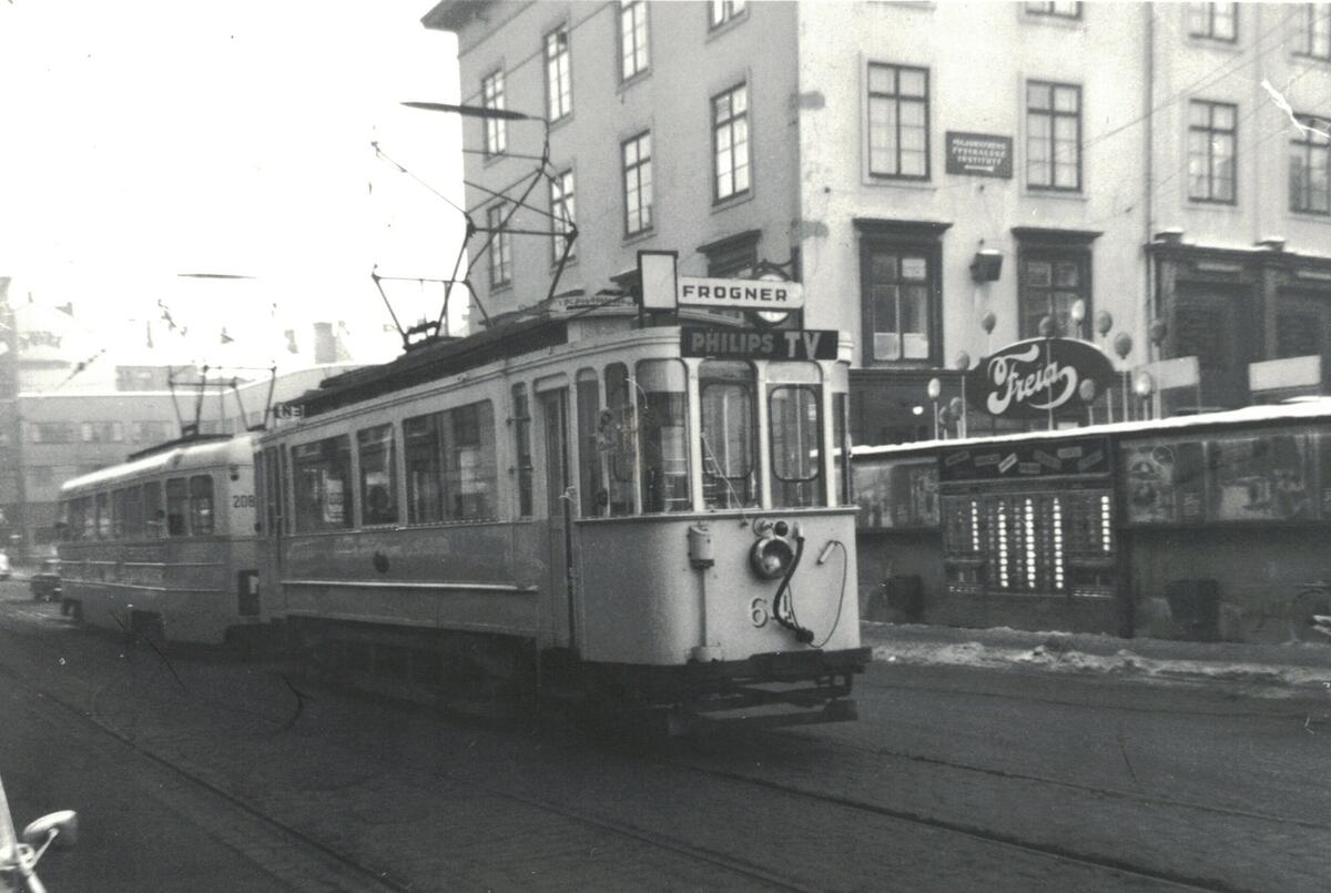 Oslo Sporveier 64 SS-vogn på Valkyriegata,
