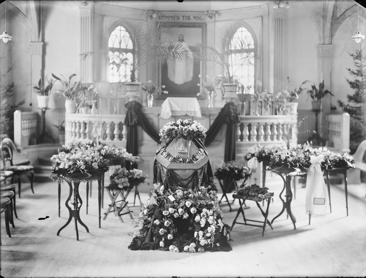 Begravning, Östhammars missionskyrka, Uppland