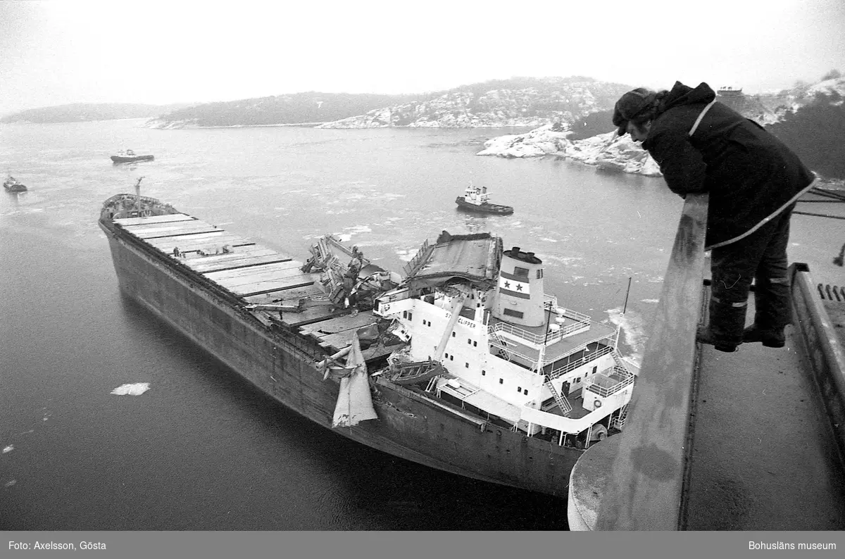 Från olyckan då Almöbron, även kallad Tjörnbron, raserades av fartyget Star Clipper