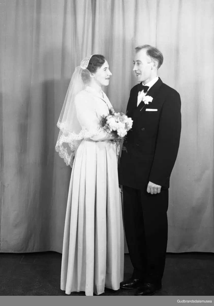 Bryllupsbilder Trygve og Olaug Teigen Gudbrandsdalsmusea / DigitaltMuseum