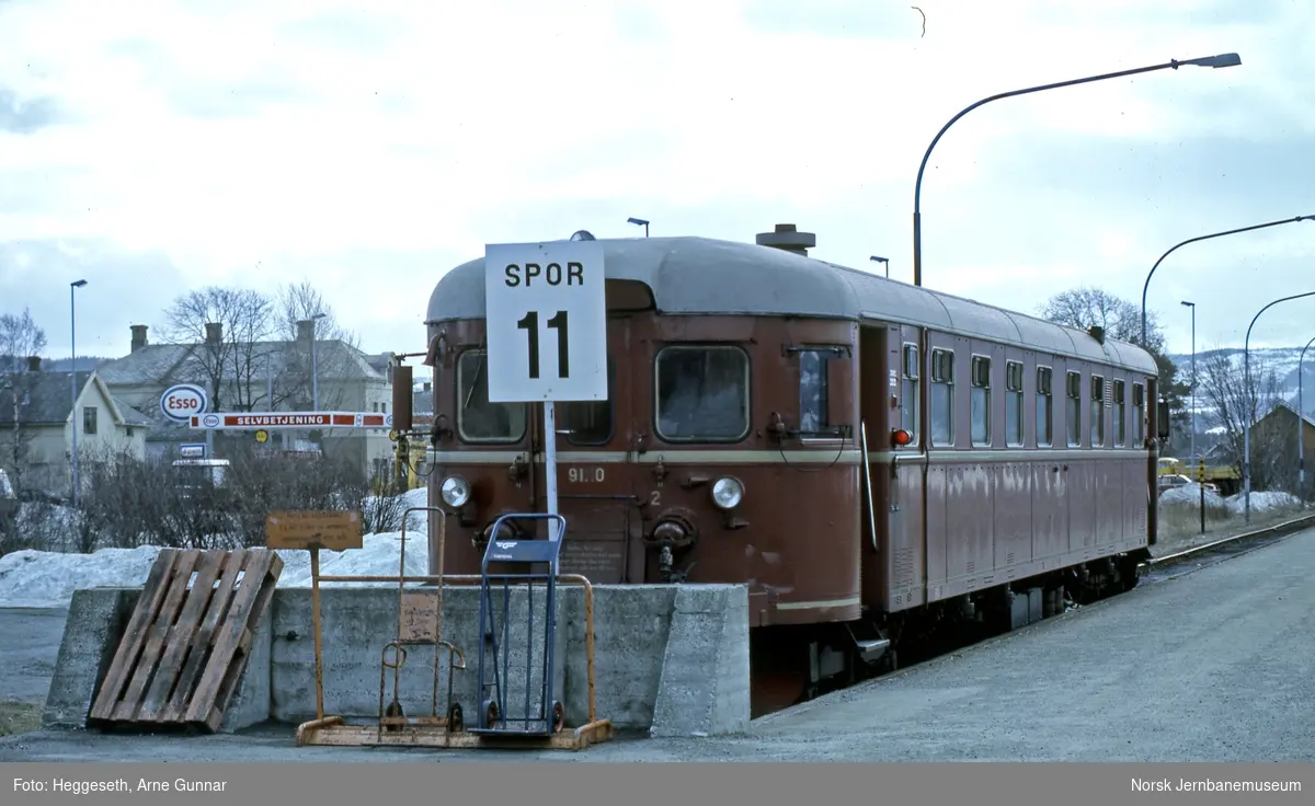Dieselmotorvogn BM 91 10 på Stjørdal stasjon