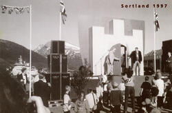 Sortland blir by 1997, fest på torget, ordfører Ingolf Marku