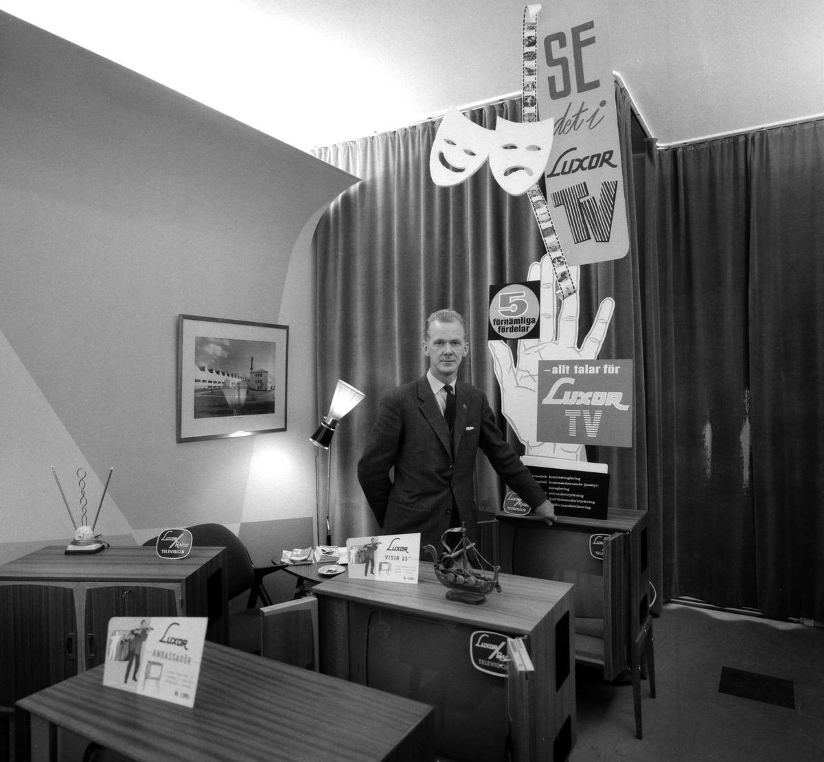 Luxor Radio och TV affären på Ågatan, 1960.