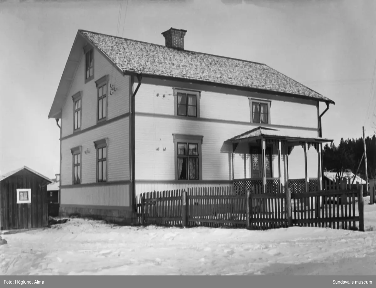 Vinterbild av Per Månsgården i Fanbyn, Stöde.