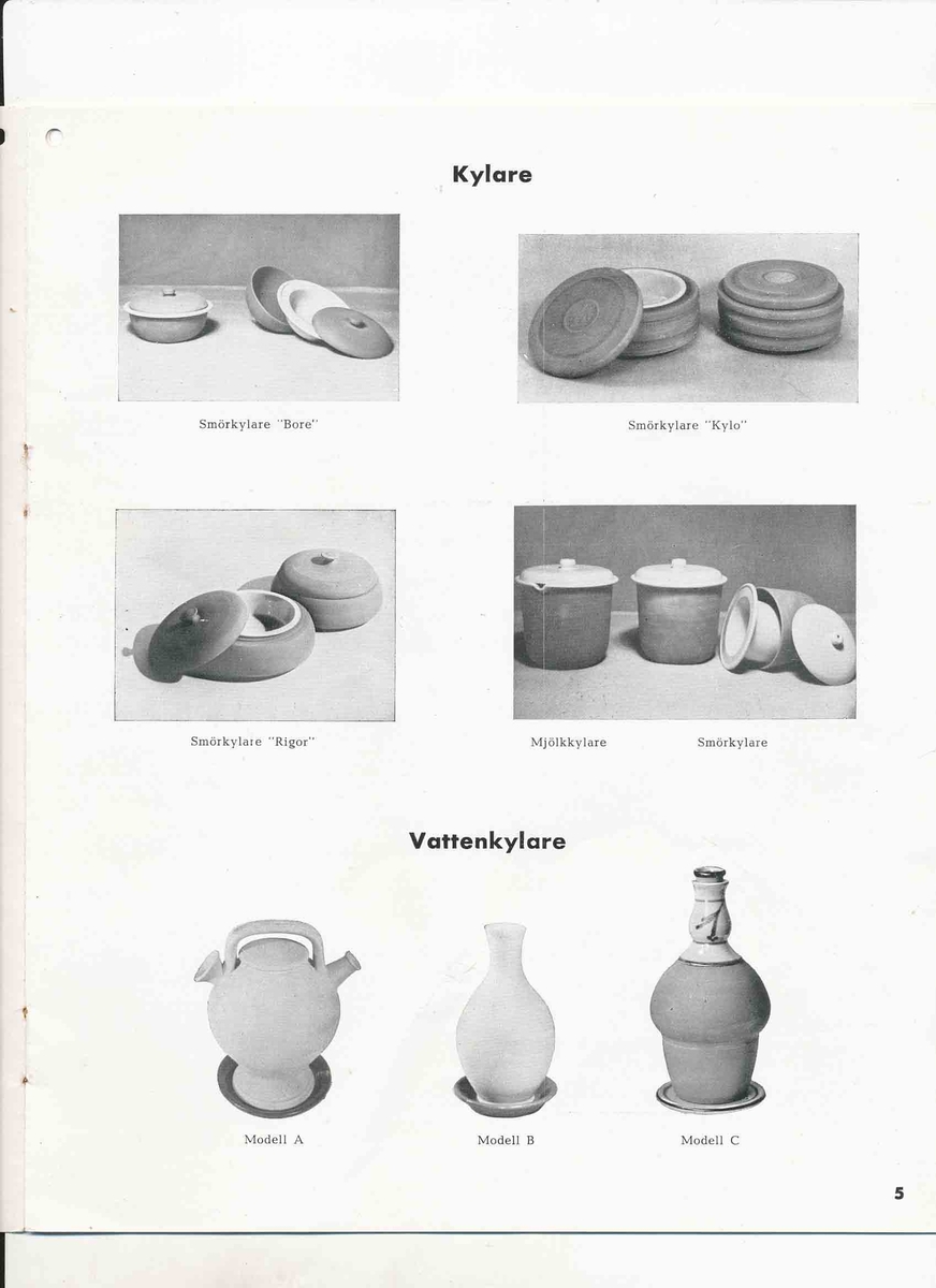 Produktkatalog från Bo Fajans 1946 över hushållskärl, blomkrukor, amplar och vit hushållsfajans.